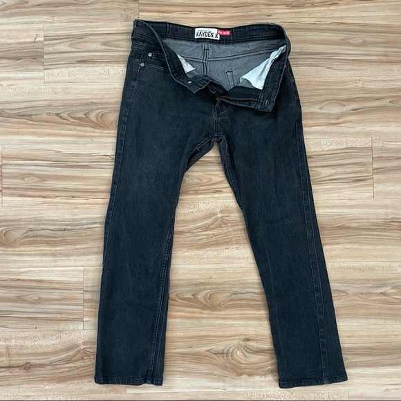 Kayden K. Los Angeles Slim Jeans - Picture 5 of 7